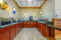 Comfort Inn & Suites - Breakfast