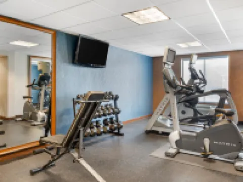 Comfort Inn & Suites Danbury-Bethel Hotels in Danbury