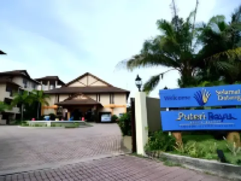 Puteri Bayu Beach Resort Hotels in Pangkor