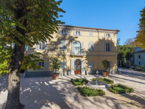 拉維尼爾別墅飯店 住宿飯店