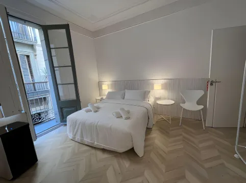 MO HOUSE GOTIC