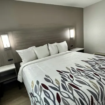 Red Roof Inn Radcliff - Fort Knox