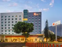 Fiesta Inn Express Puebla Finsa Hotels near Finsa