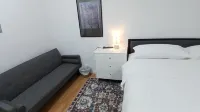 The Williams Center - Homestays