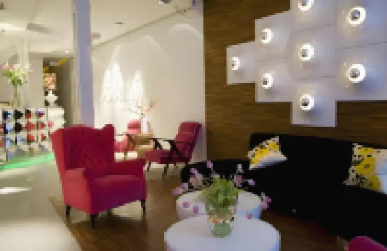 Abalú Design Boutique Hotel Gran Via