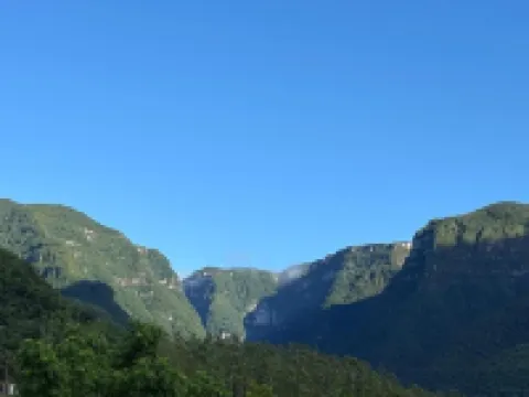 Zenith Canyonscape 大普拉亞酒店