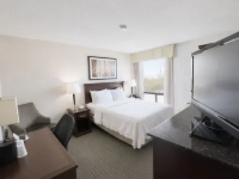 Hotel Lotus Kansas City Stadium Hotels near GEHA Field at Arrowhead Stadium