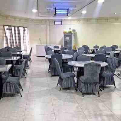 Al Tawfiq Plaza Hotel Dining/Meeting Rooms