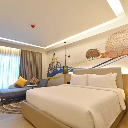 Sands Point Hotel