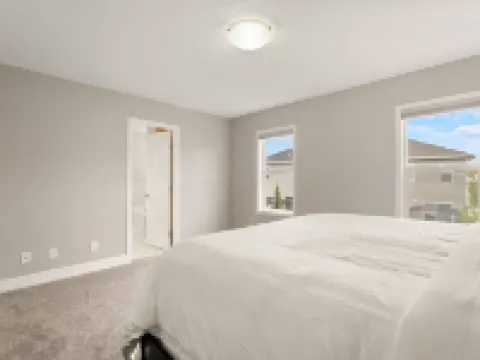 A beautiful home in Airdrie Hoteles en Airdrie