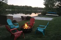 Luxury 5-Br Lakefront - Newly Renovated in 2026 - Private Hot Tub