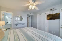 Oceanfront Gulf Shores Condo ~ 2 Mi to the Hangout - balcony