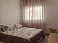 Cozy apartment very close to the beach Hotels in 