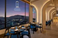 Moxy Kathmandu - breakfast