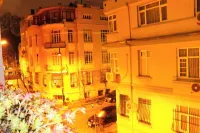 Avrasya Hostel