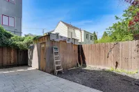 Explore the East Bay! Family-Friendly Home w/ Yard - Kitchens