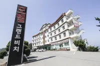 Yeongdeok Grand Beach - 2-Star