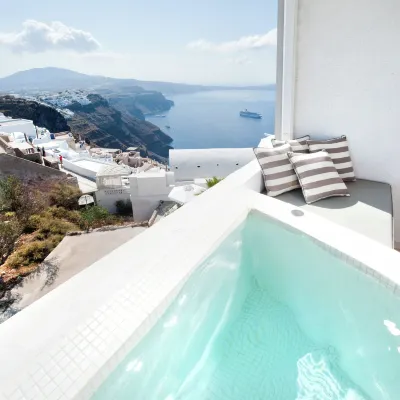 Santorini Roses Suites - 2-Star