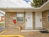 Travelier Motel Hotels in Macon