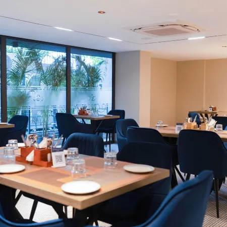 Grand Continent Hotel, Near Sector 44, Gurugram