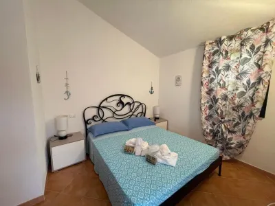 Sardinia Hillside Retreat - Apt 13 - 2BR, quiet area, parking Hotéis em 