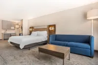 Holiday Inn Express & Suites Phenix City - FT. Benning by IHG