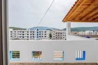 Gregory's Apartments - غرفة مطلة على الجبل