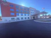 Holiday Inn Express & Suites VIDALIA by IHG