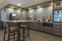 Quality Inn & Suites - breakfast