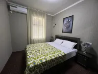 Status House - 3-Star