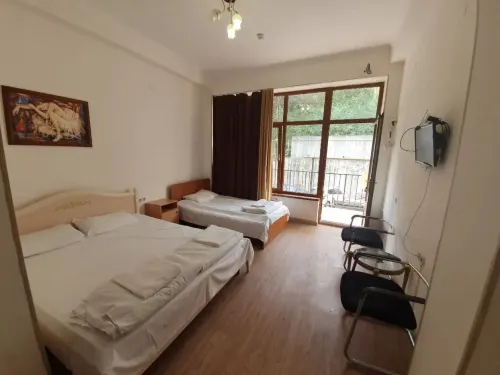 Zarechniy Hotel