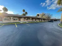 Shangri la Motel Ocala Near Hwy 301 - Motels