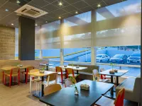 Ibis Manaus Aeroporto - breakfast