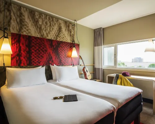 Ibis Dijon Gare Hotels near Lake Kir