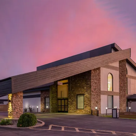 Best Western Indian Oak