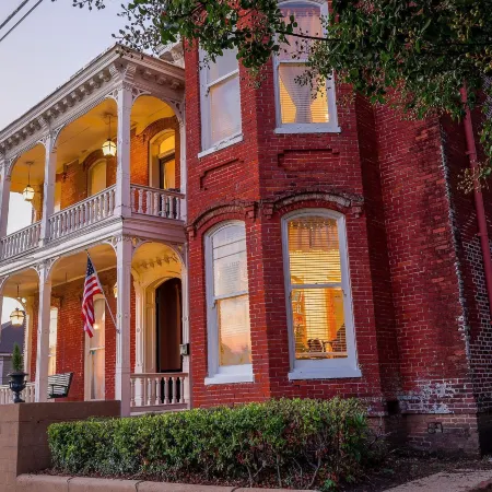Baer House Inn