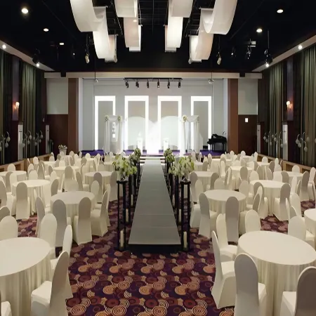 U Castle Hotel