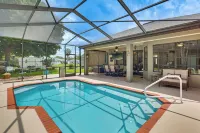 Weeki Wachee Retreat: Heated Pool and Fenced Yard - Homestays