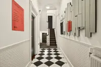 Bright Double En-Suite in WC1 - Kitchens