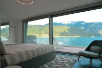 Lakeview Motta Penthouse in Melide - Apartments