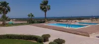 Beach Front Luxury Living Apartment - parking