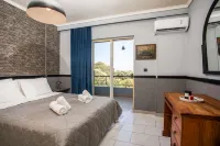 Villa Lilienne - Serene Private Jacuzzi Retreat - Villas