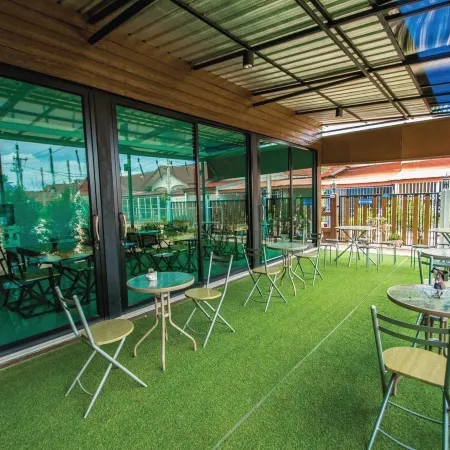 Winhouse Hotel