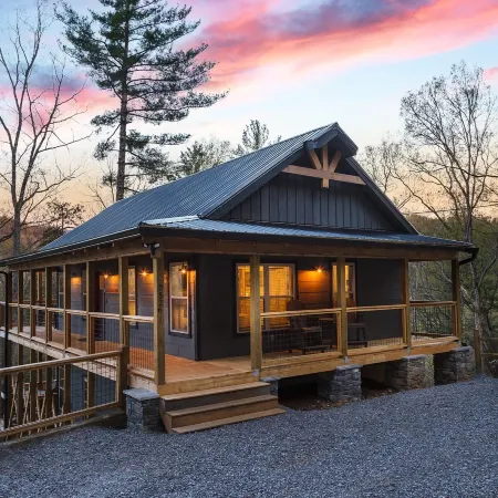 The Gathering Place 3 Bedroom Cabin by RedAwning