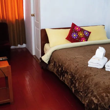 Hostal Keros Inn