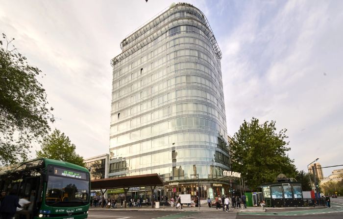 Parkside Hotel & Apartments
