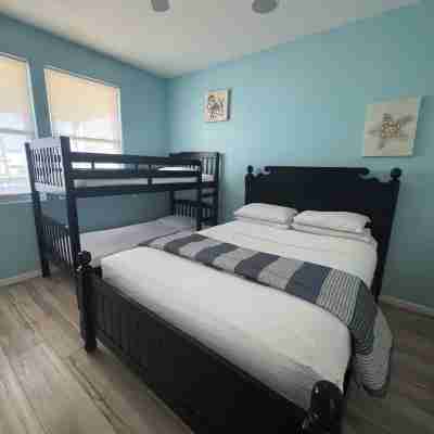 Lovely beach house with a large yard and great beach views. Rooms