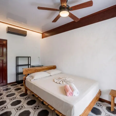 Don Jon's Surf and Yoga Lodge