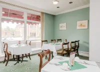 OYO Norwich Hotel - sarapan
