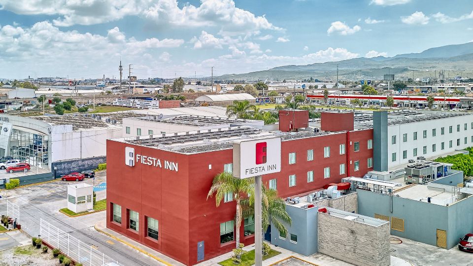 Fiesta Inn Express San Luis Potosí Oriente